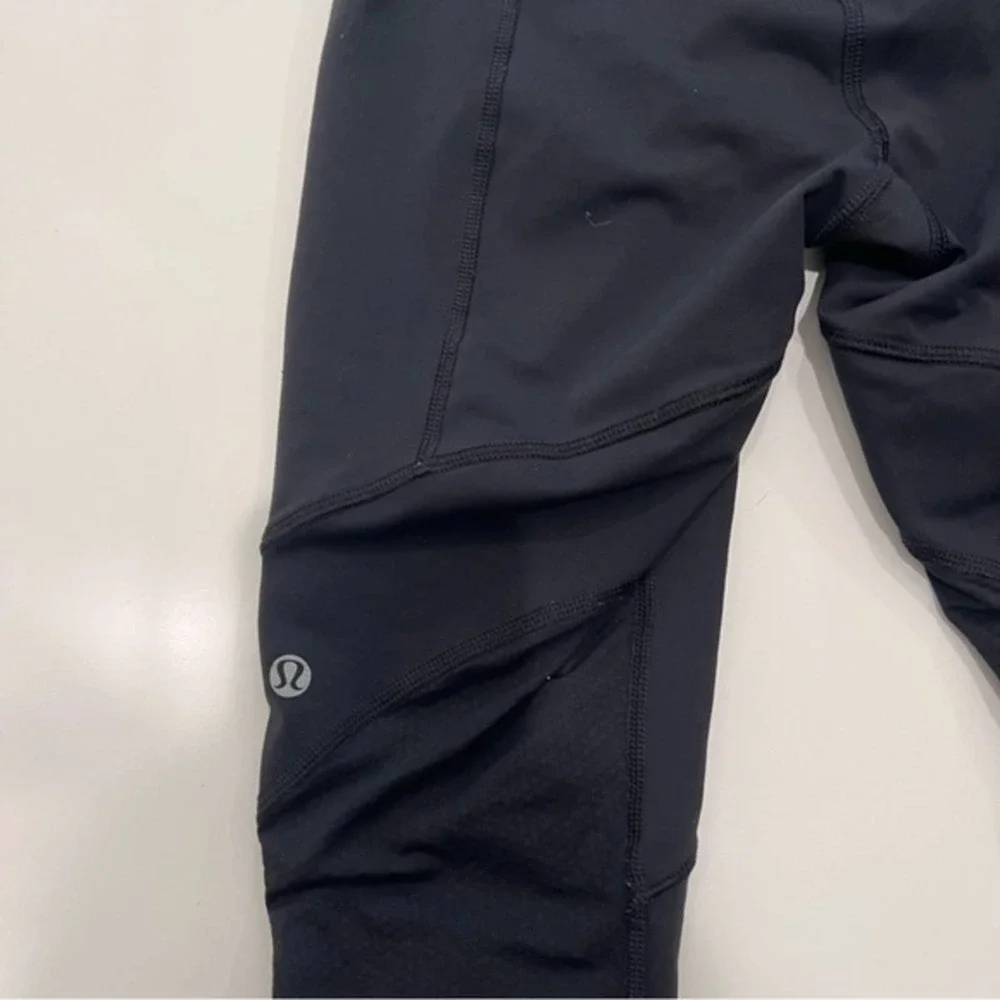 LuluLemon Black Crop Leggings Size 4